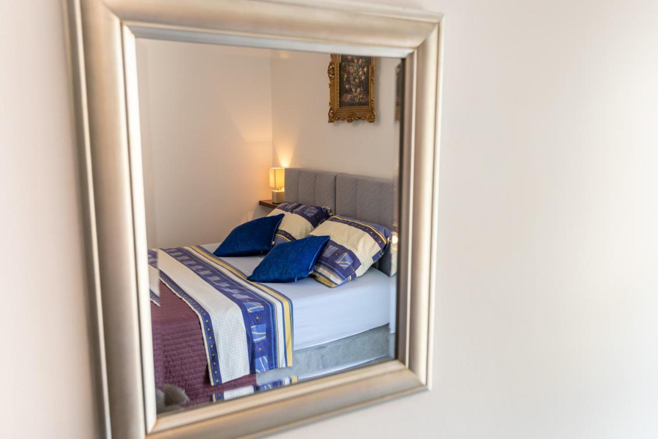 Self Check-In Apartment With Jacuzzi موستار المظهر الخارجي الصورة
