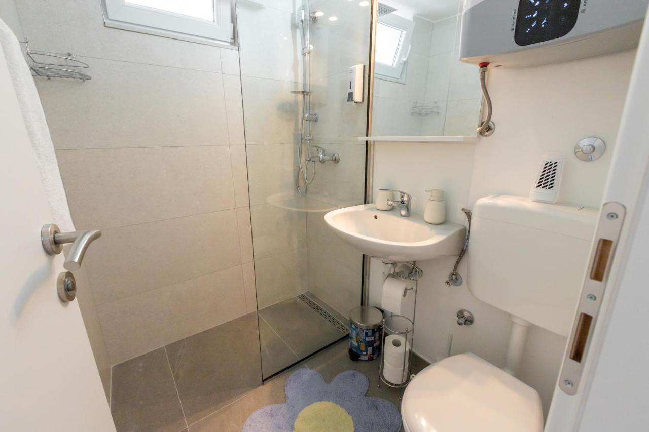 Self Check-In Apartment With Jacuzzi موستار المظهر الخارجي الصورة